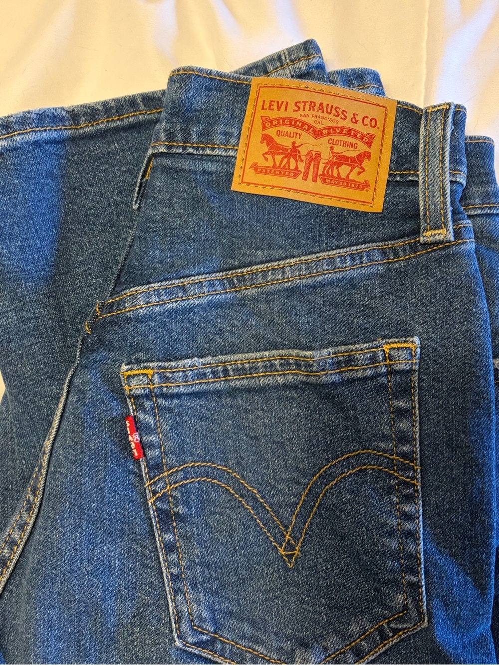 Levi’s Ribcage Straight Ankle Jean